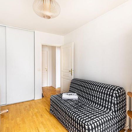 Apartmán Guestready - Red Letters In Montrouge Exteriér fotografie